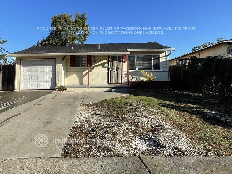 Primary Photo - 452 Ladera Dr