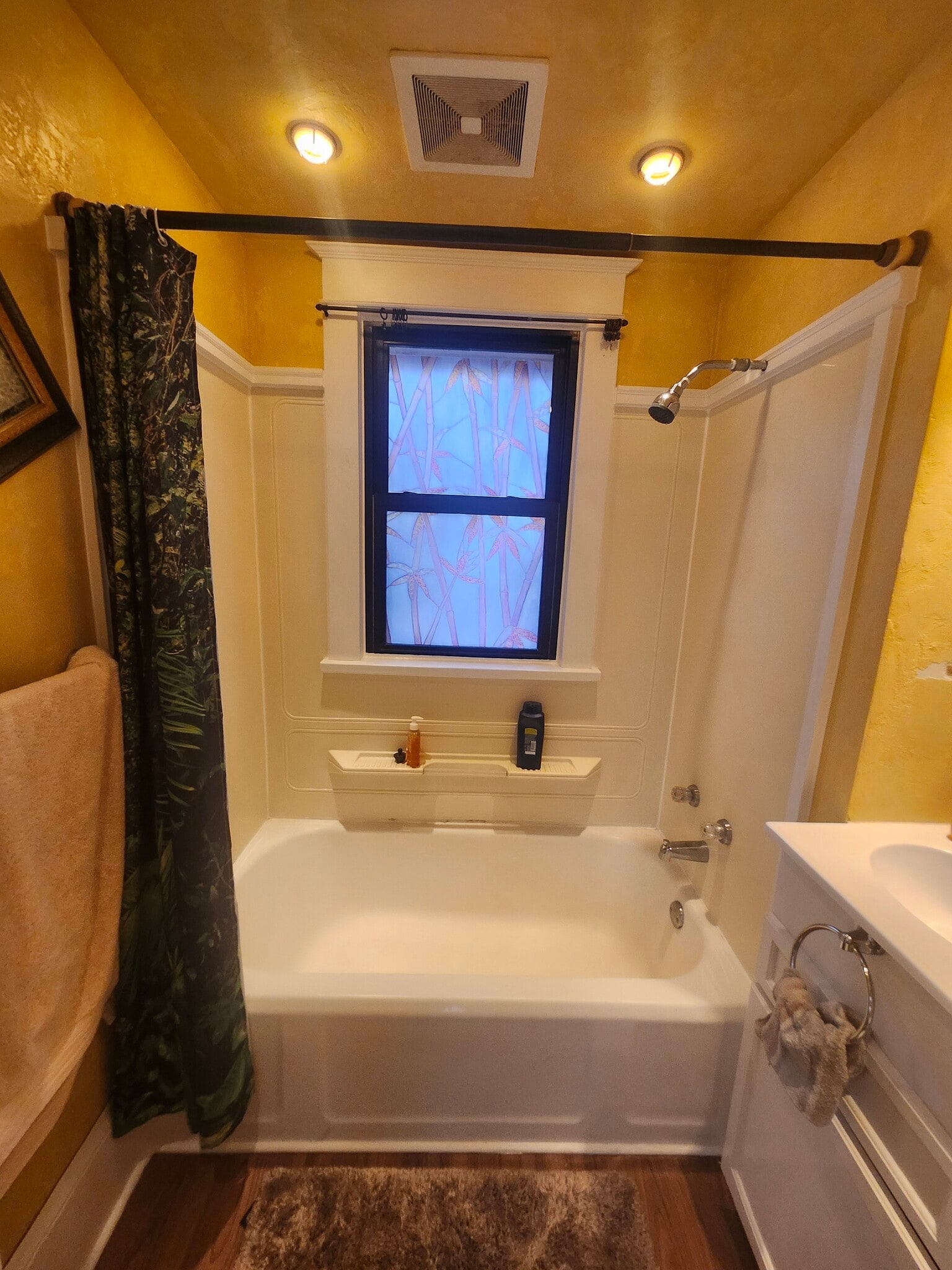 Building Photo - 796 Larpenteur Ave W