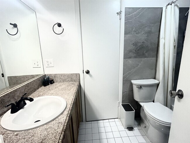 Building Photo - 1363 NW 94th Way