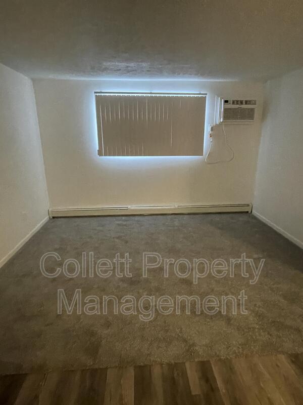 Building Photo - 15212 Maple Park Dr