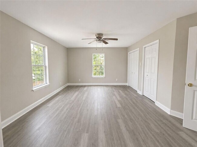 Building Photo - 6038 N Rampart St