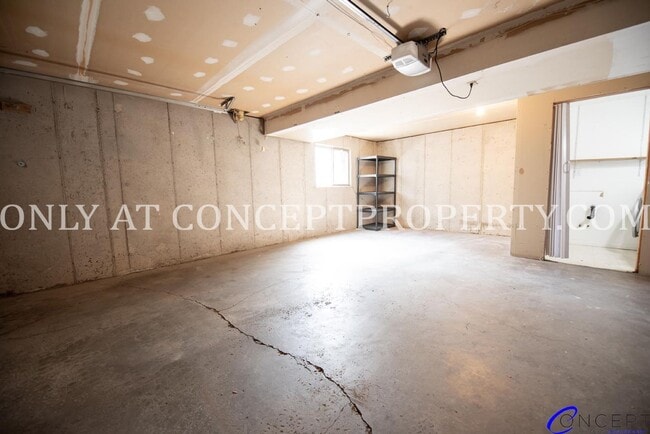 Building Photo - Newly Remodeled 5-Bedroom Home | 2-Car Gar...