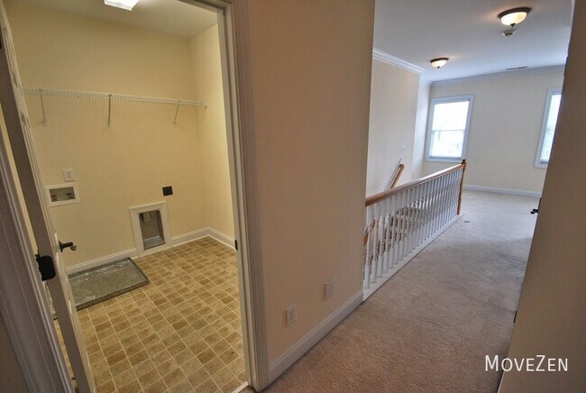 Building Photo - 414 Longford Ct