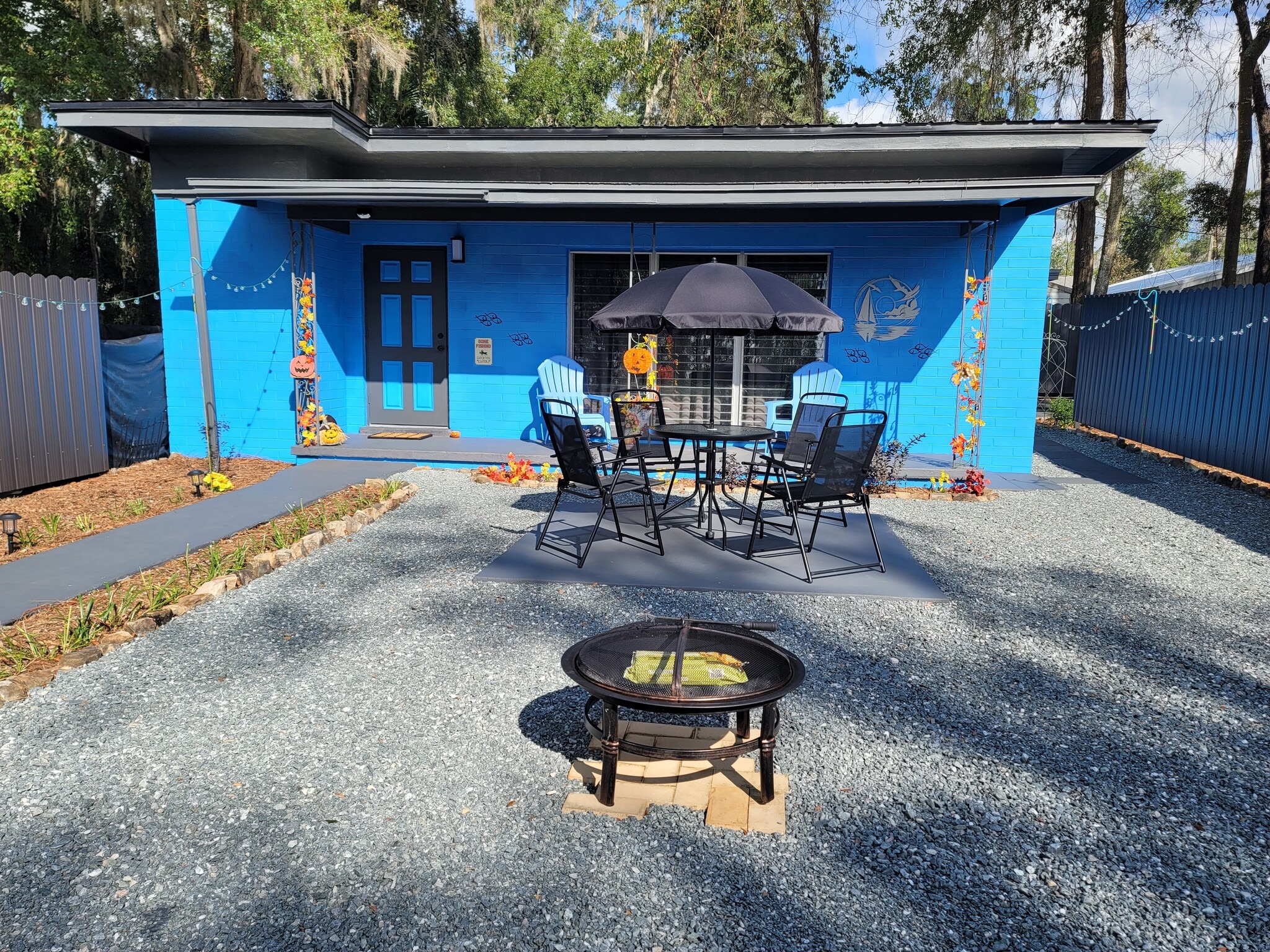 Building Photo - 5321 NE 29th St