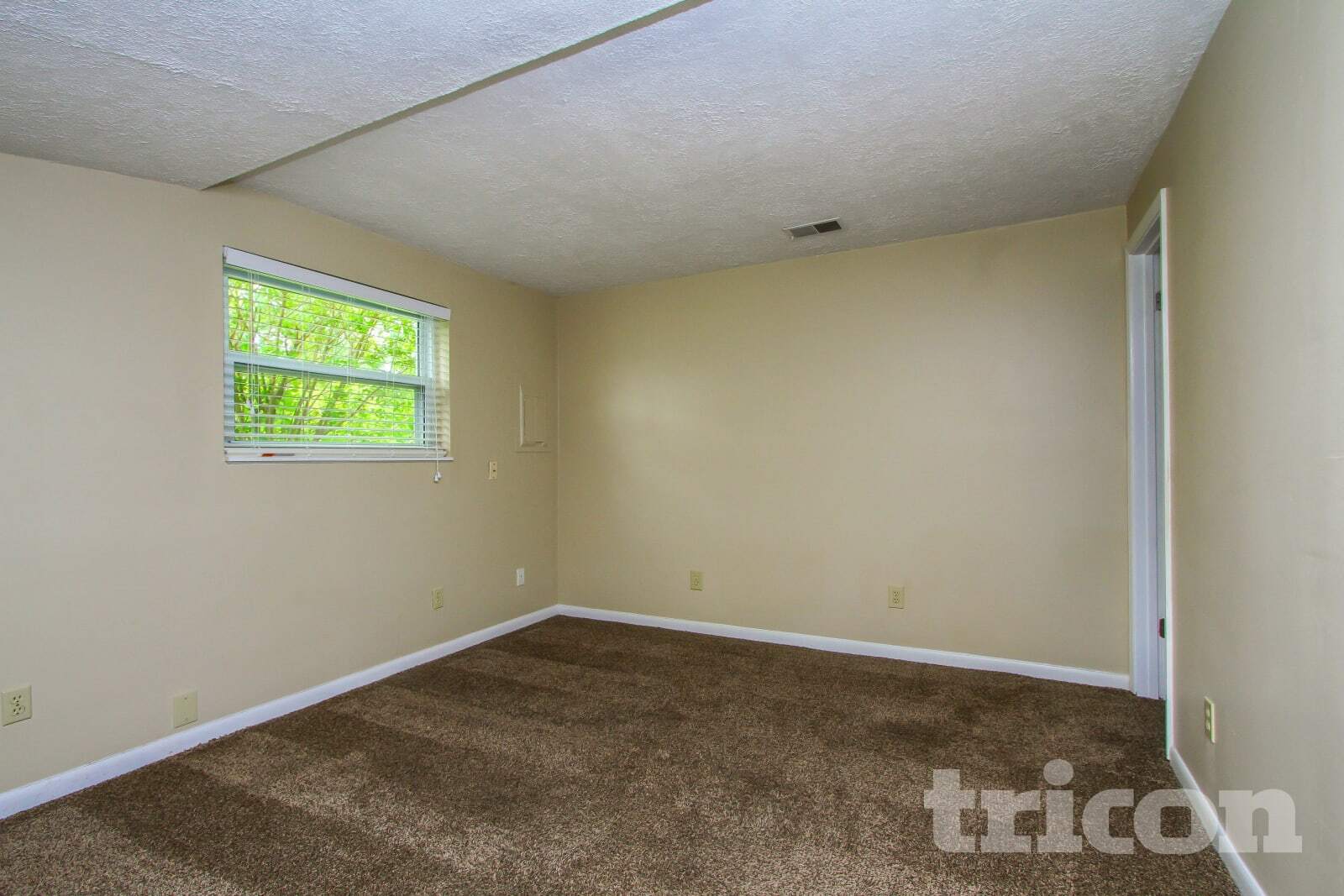 Building Photo - 530 Quail Run