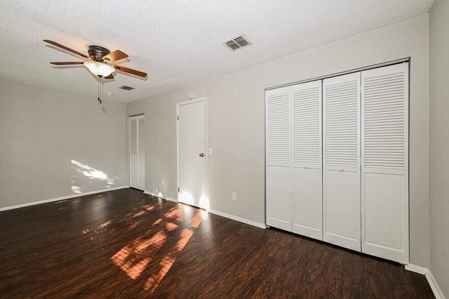 Building Photo - 9359 Genna Trace Trail