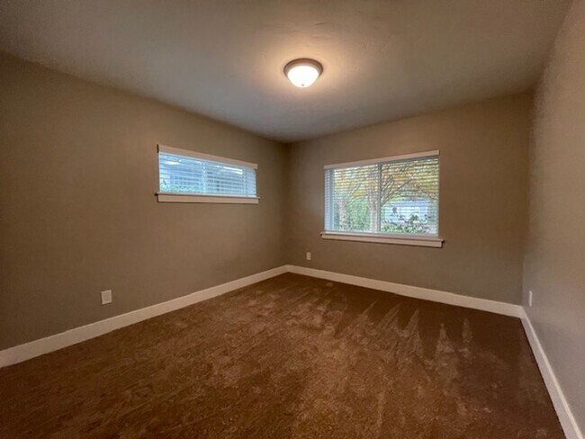 Building Photo - Classic Home with Modern Remodel and Huge Backyard in Desirable Arden Park Neighborhood!