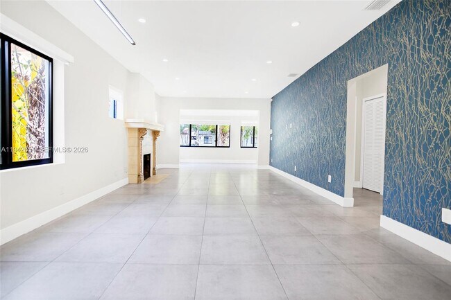 Building Photo - 1744 SW 22nd Terrace