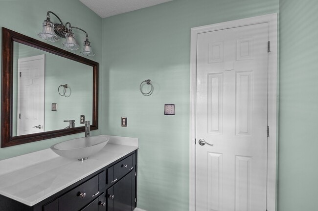 Building Photo - 103 Knollwood Ct