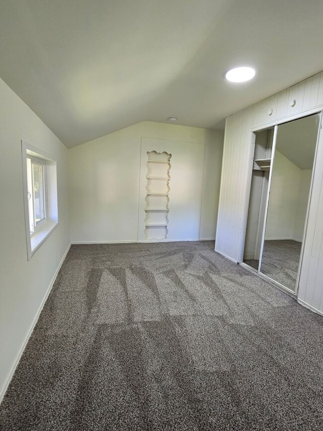 Building Photo - Montesano Historic Home for Rent