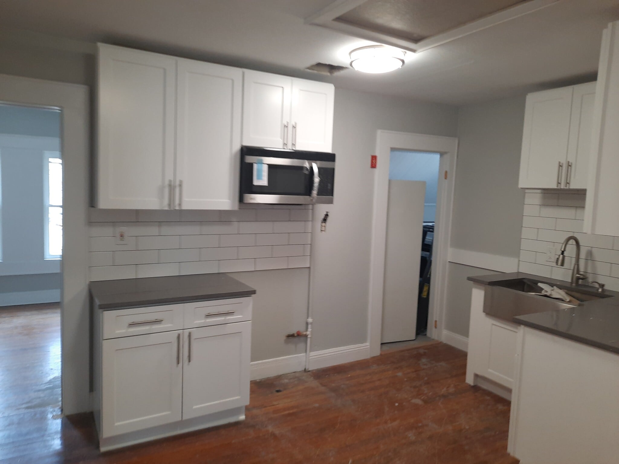 KITCHEN - 177 Davenport Ave