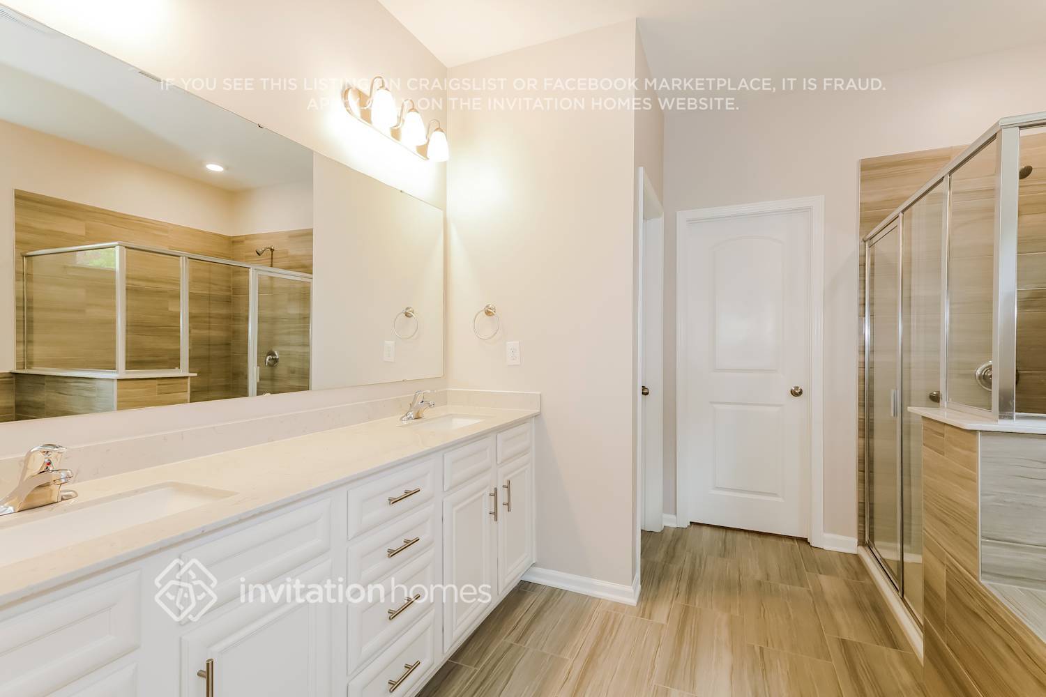 Building Photo - 15201 Autumn Sage Dr