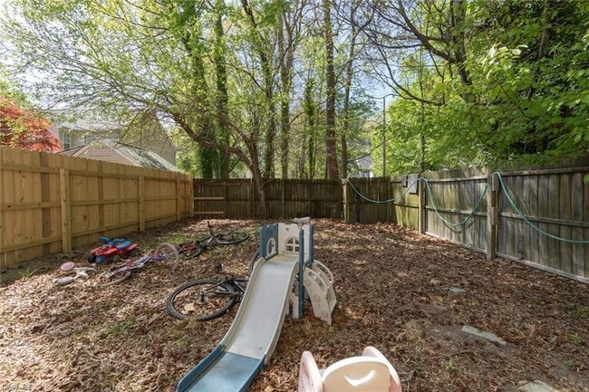 Building Photo - 5479 Lynbrook Landing