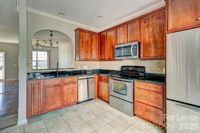 Building Photo - 417 River Park Road