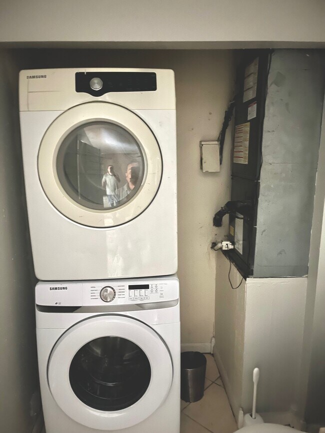 Building Photo - 17 Crossings Cir