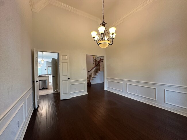 Building Photo - 3206 Oakland Dr