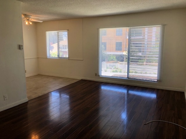 Building Photo - 1046 N Spaulding Ave