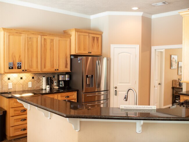 Building Photo - 427 Trace Way Dr