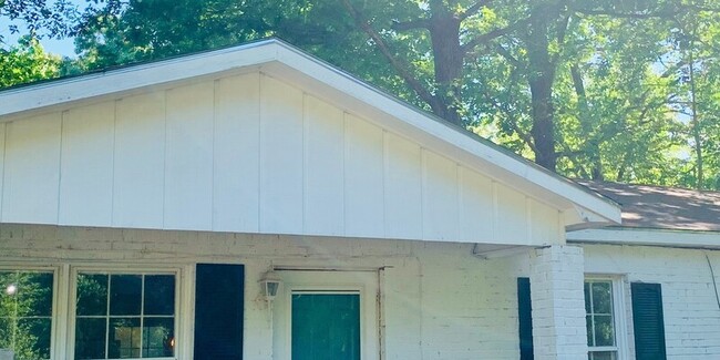 Primary Photo - 9 Findlater Rd