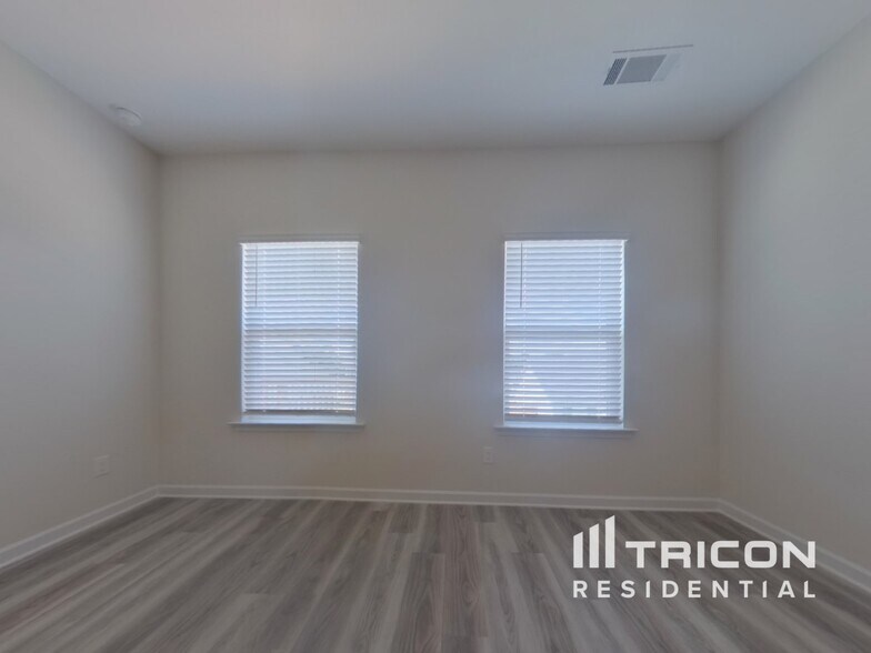 Building Photo - 3412 Arabian Farm Ln