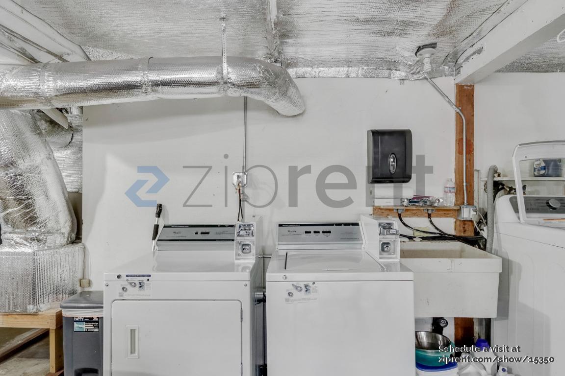 Building Photo - Unit ADU