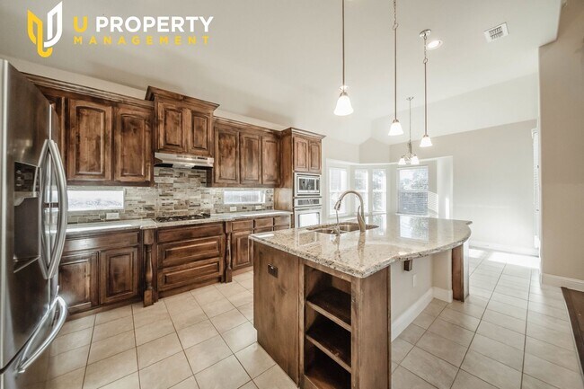 Building Photo - Rich woods in Frisco. Great location and S...
