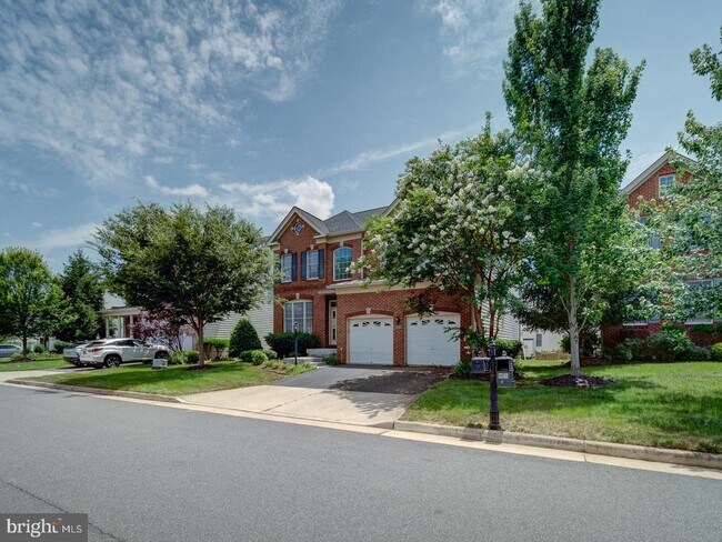 Building Photo - 43320 Barnstead Dr