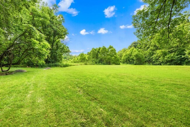 Building Photo - 7914 Gilead Rd