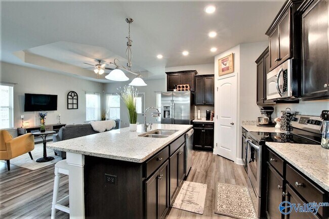 Building Photo - 155 Grey Fawn Trail