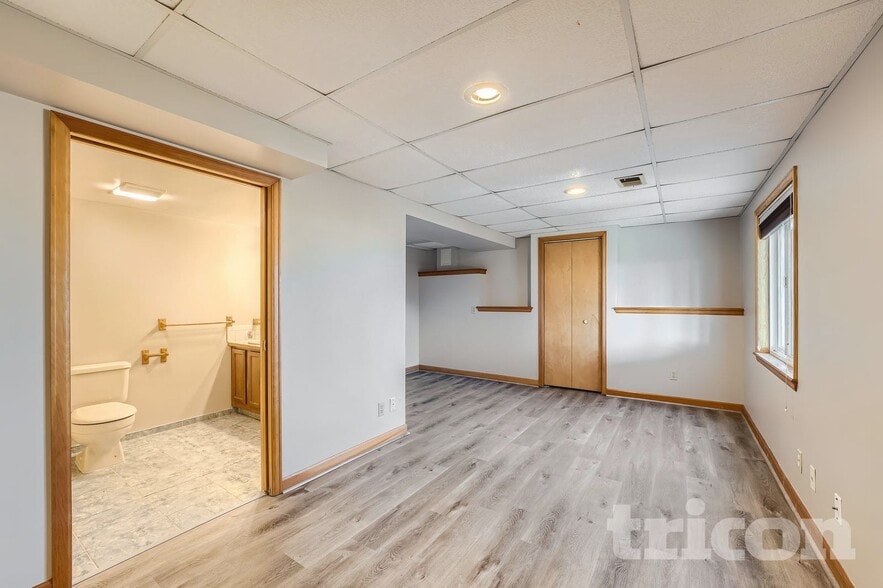 Building Photo - 8495 W 78th Cir