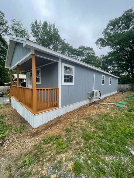Building Photo - 1536 New Friendship Rd