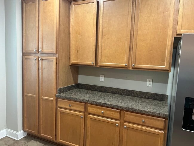 Building Photo - 155 Point Comfort Ln