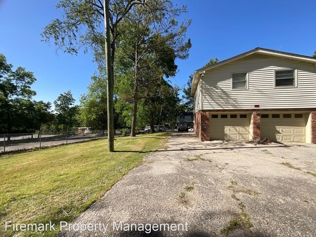 Building Photo - 3 br, 1.5 bath House - 2900 Edge Moor Drive