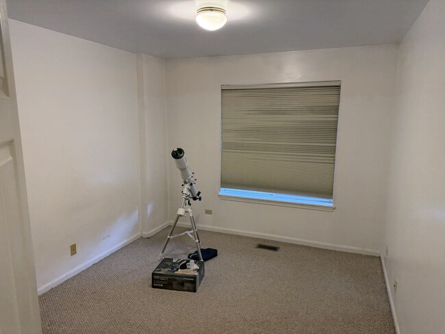 Building Photo - 2674 S Embers Ln