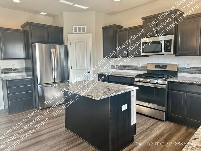 Building Photo - 7351 Coppermine Ct