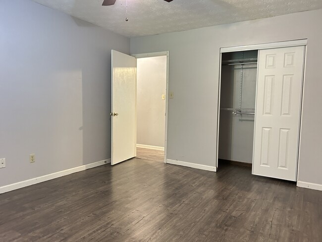 Building Photo - 457 Channing Way