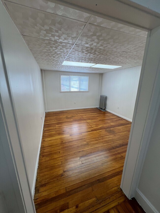 Building Photo - 1001 Wheeler Ave