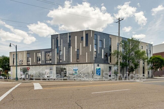 Primary Photo - 440 North Front Street