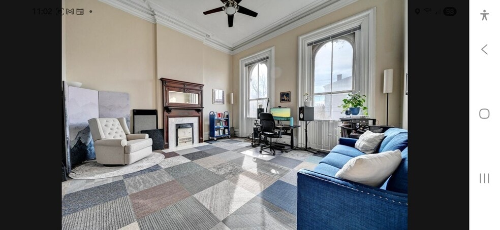 Living room - 337 Washington Ave