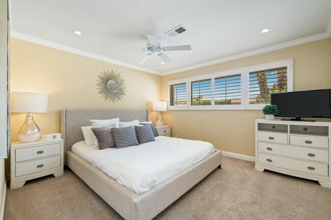 Building Photo - 46890 Highland Palms Dr