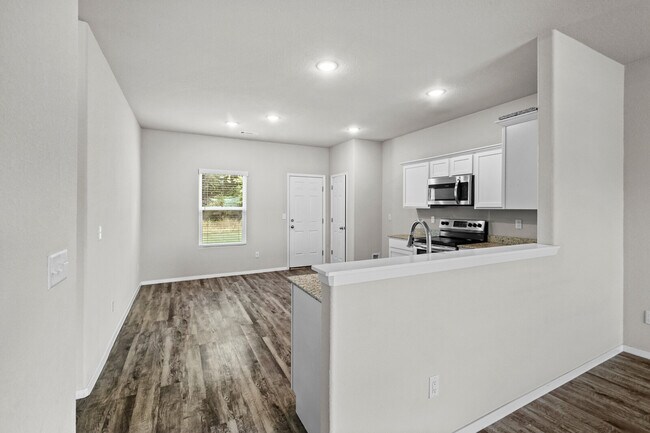 Building Photo - 2287 S Ouachita Dr
