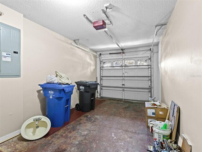 Building Photo - 2412 Middleton Grove Dr