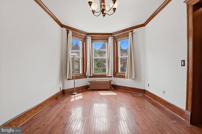 Building Photo - 3009 11th St NW
