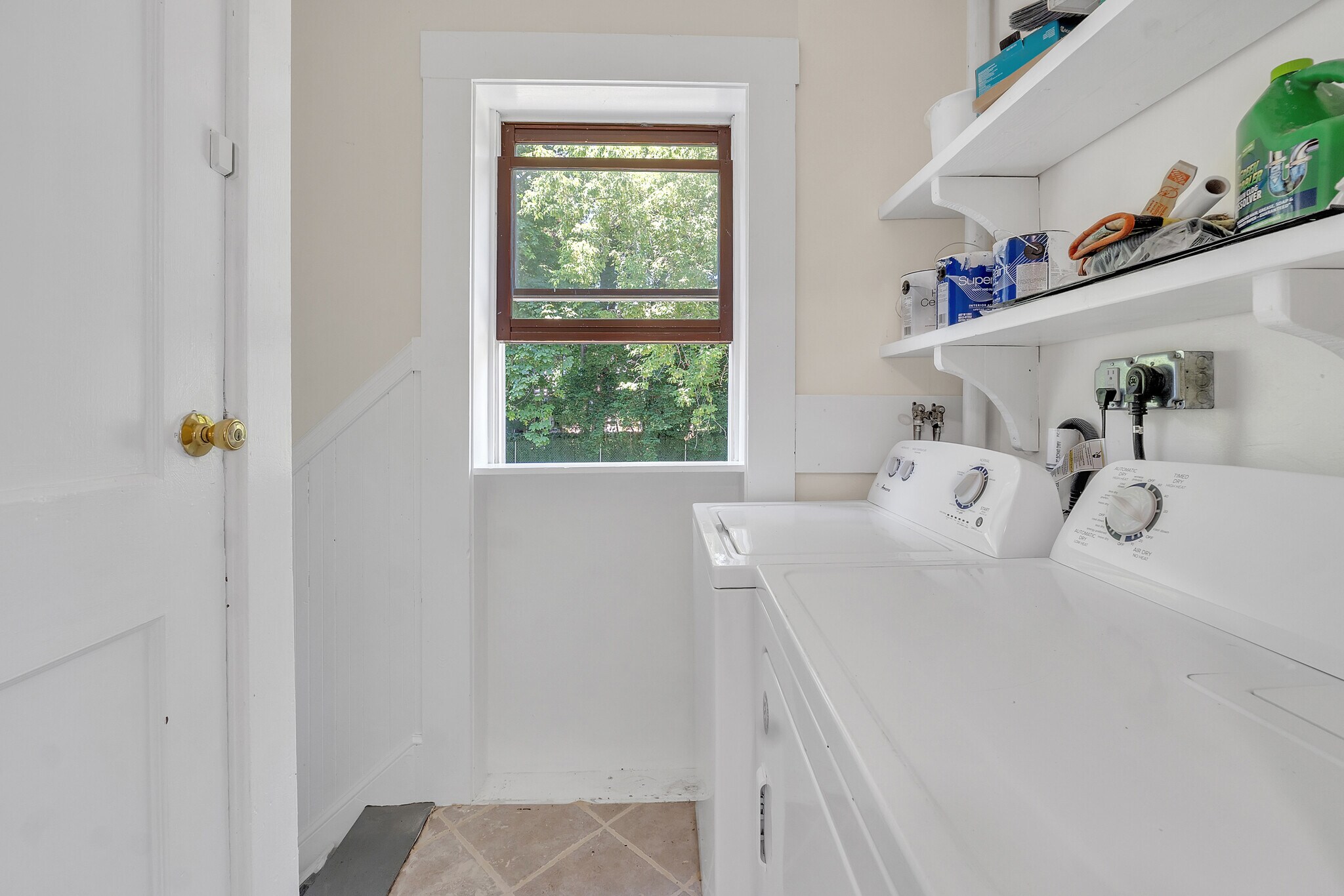 Laundry - 31 Justin Rd