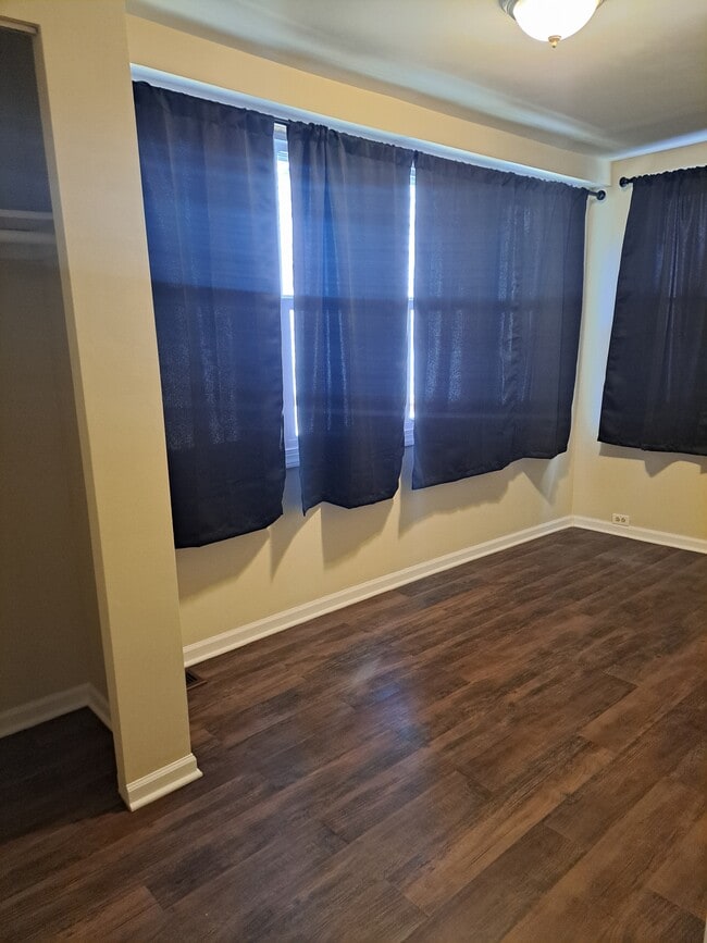 Building Photo - 4847 W Berenice Ave