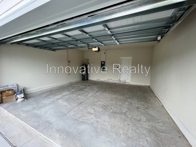 Building Photo - 2895 Clever Ln