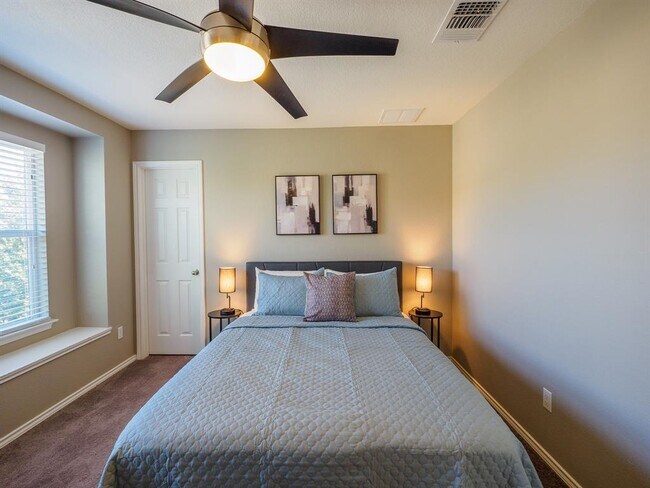 Building Photo - 1509 Berlin Ln