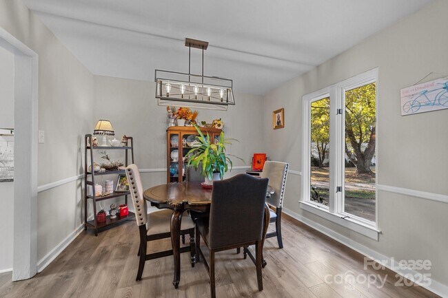 Building Photo - 7204 Killingdeer Ln