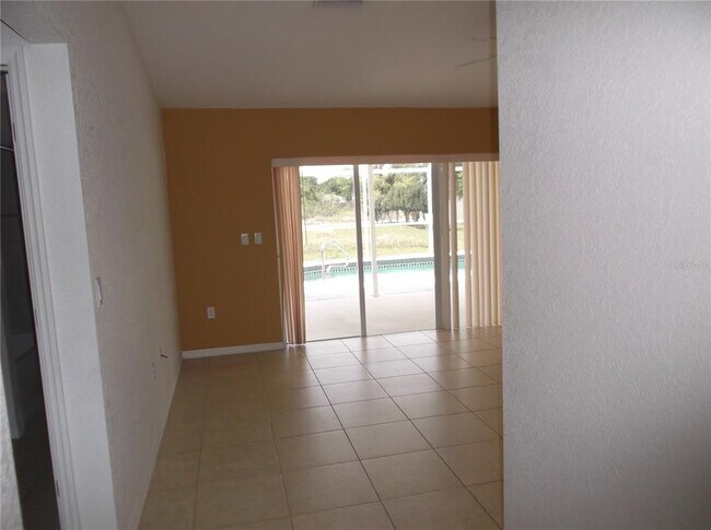 Building Photo - 3187 Sulstone Dr