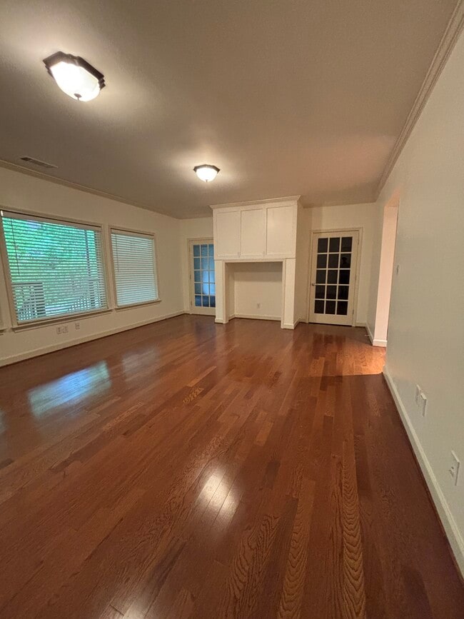 Building Photo - 10615 Honey Brook Cir